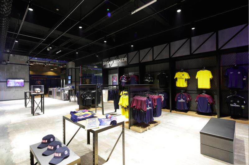 ayx-巴黎圣日耳曼训练开放日，今晚更衣室发声引欢呼，欧篮联在即，训练强度明显提升的简单介绍