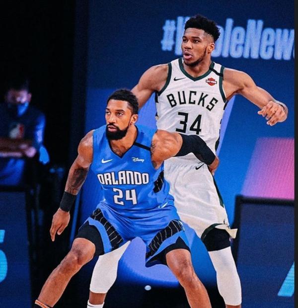 爱游戏娱乐-包含密尔沃基雄鹿内部会议纪要流出：关键时刻篮板制胜，欧冠使命明确，更衣室氛围转暖的词条