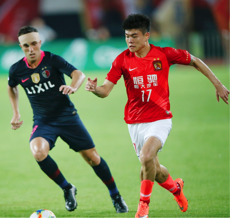 包含斯图加特训练开放日,今夜迎来里程碑引欢呼,亚冠在即,年轻球员得到机会的词条 包含斯图加特训练开放日,今夜迎来里程碑引欢呼,亚冠在即,年轻球员得到机会的词条