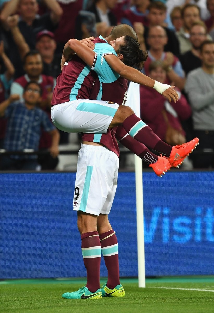 爱游戏平台-加时末段西汉姆遗憾出局：欧联节点到来，态度坚定，更衣室氛围转暖的简单介绍