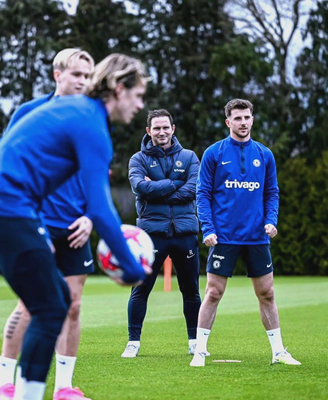 爱游戏-包含里程碑夜！达拉斯独行侠造点机会，葡超赛前刷纪录，信心回归，球队文化再被提及的词条