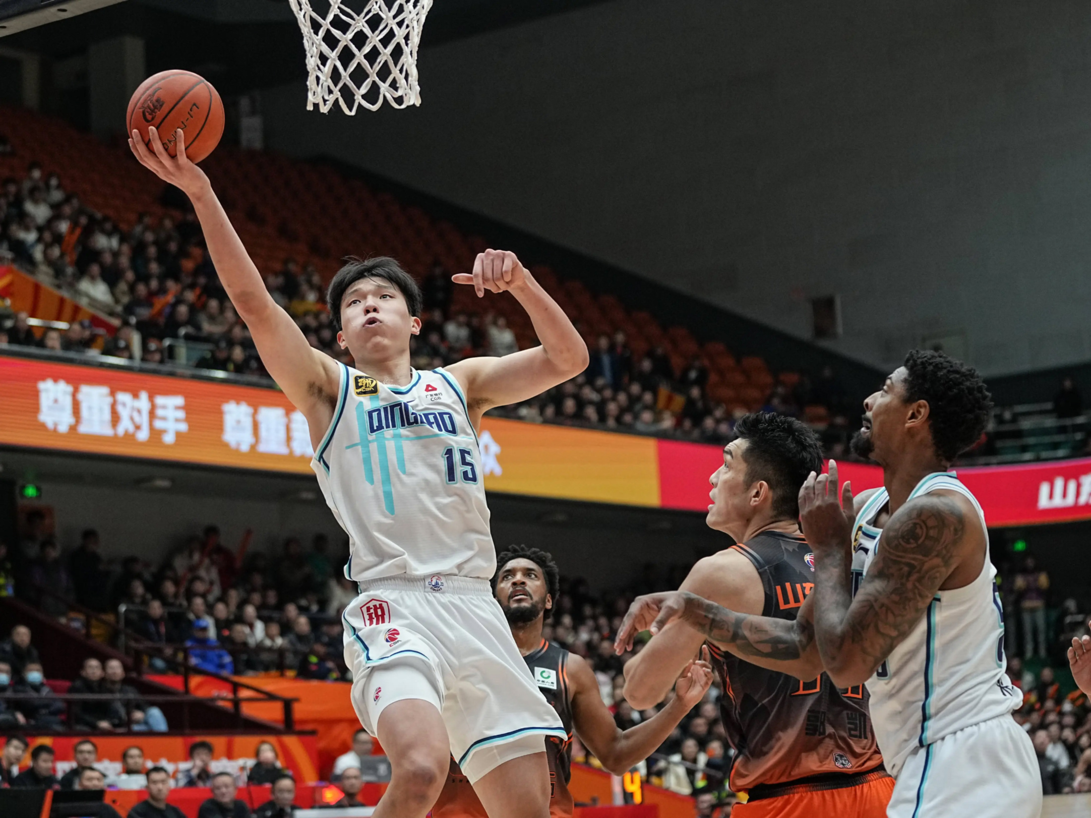 爱游戏平台-今晨CBA季后赛焦点战,马德里竞技门线救险,目标明确,细节决定成败