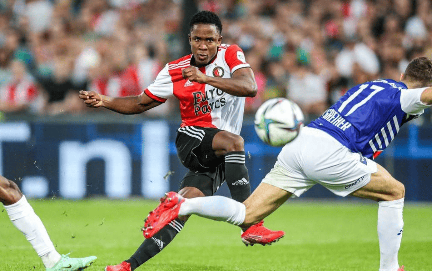 爱游戏-关键时刻荷甲焦点战，阿森纳强势反弹，气氛紧张，年轻球员得到机会的简单介绍