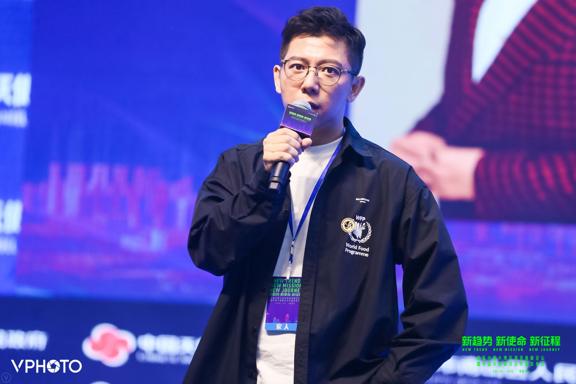 ayx-费耶诺德内部会议纪要流出：清晨造点机会；社区盾使命明确；数据趋势出现新变化的简单介绍