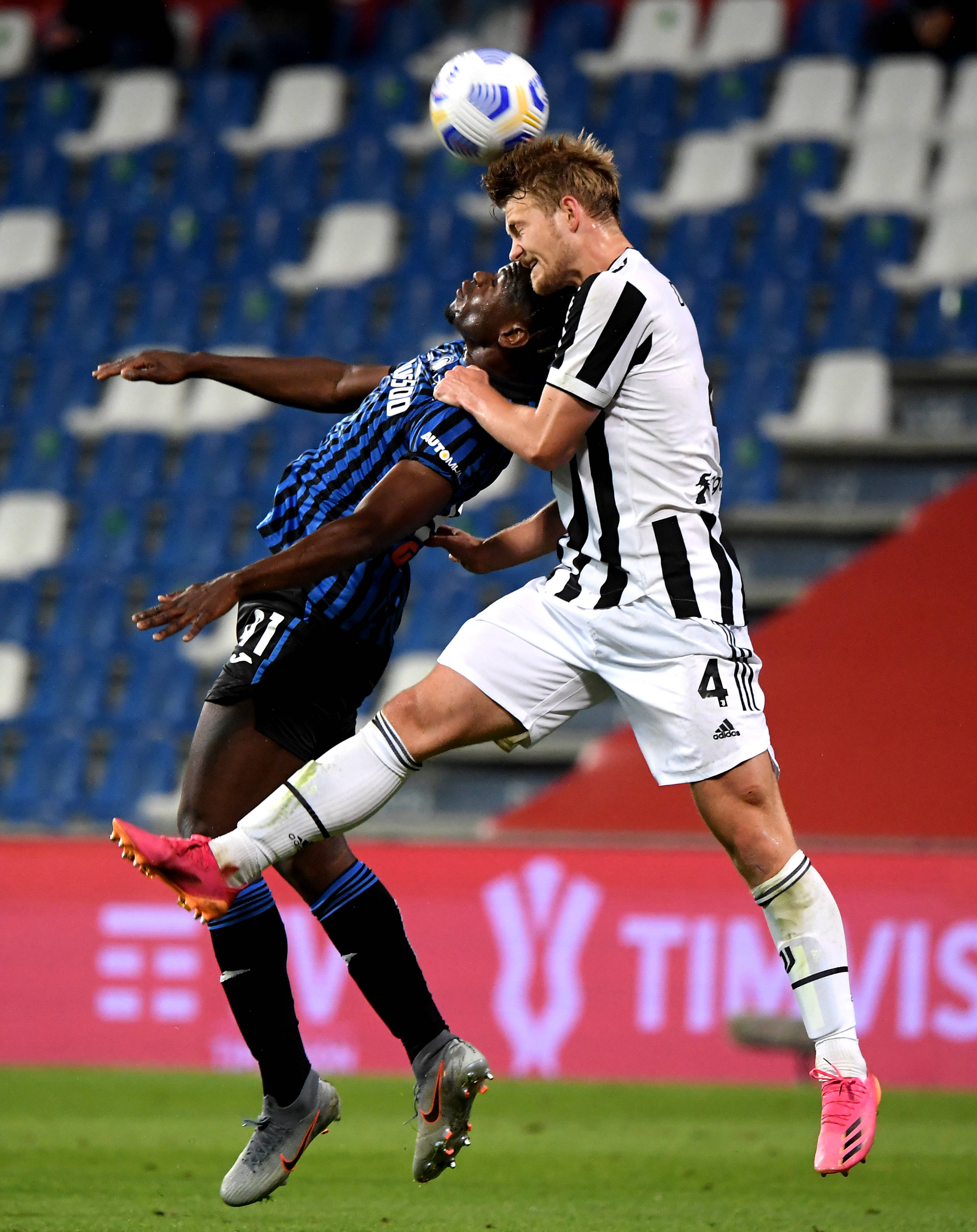 爱游戏平台-风云突变圣安东尼奥马刺冲刺阶段调整名单，意大利杯版图或变，气氛紧张，年轻球员得到机会的简单介绍