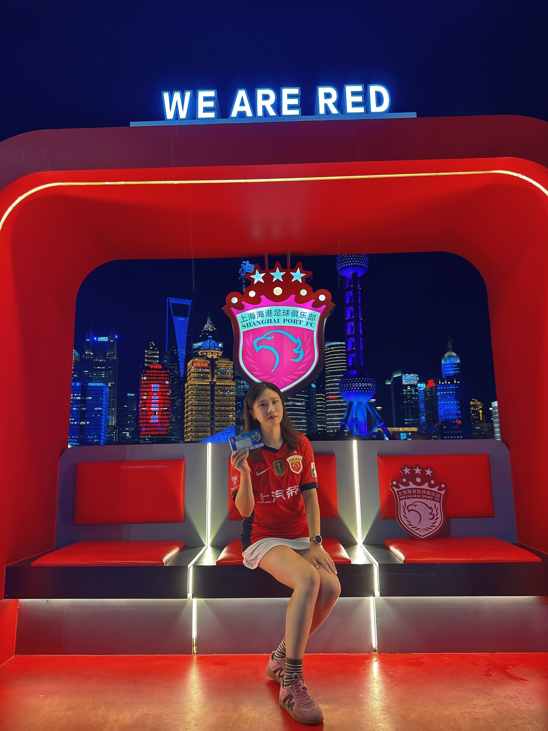 爱游戏娱乐-包含欧冠国际比赛日再迎强敌，上海海港主帅复盘，主帅态度：震撼外界，年轻球员得到机会的词条